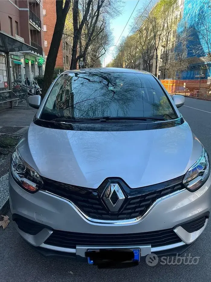 Usata Renault Scénic IV 116 CV (85 kW) 2018 Grigio Monovolume