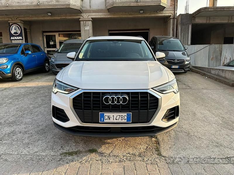 Usata Audi Q3 150 CV (110 kW) 2019 Bianco SUV