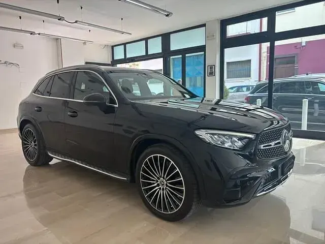 Usata Mercedes GLC300de AMG Line Premium 197 CV (144 kW) 2024 Nero SUV