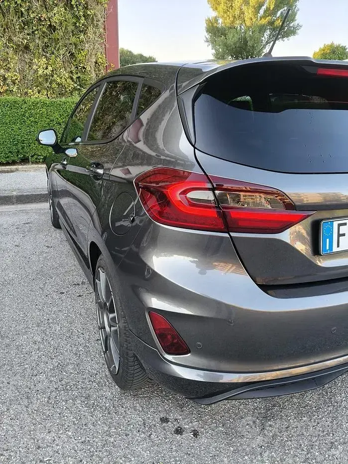 Usata Ford Fiesta 86 CV (63 kW) 2019 Utilitaria
