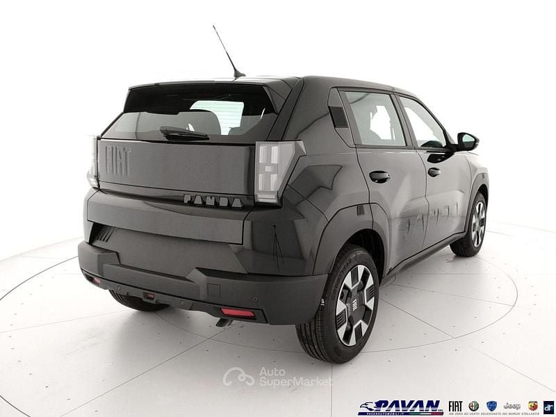 Nuova Fiat Grande Panda Icon 110 CV (80 kW) 2025 Nero Utilitaria