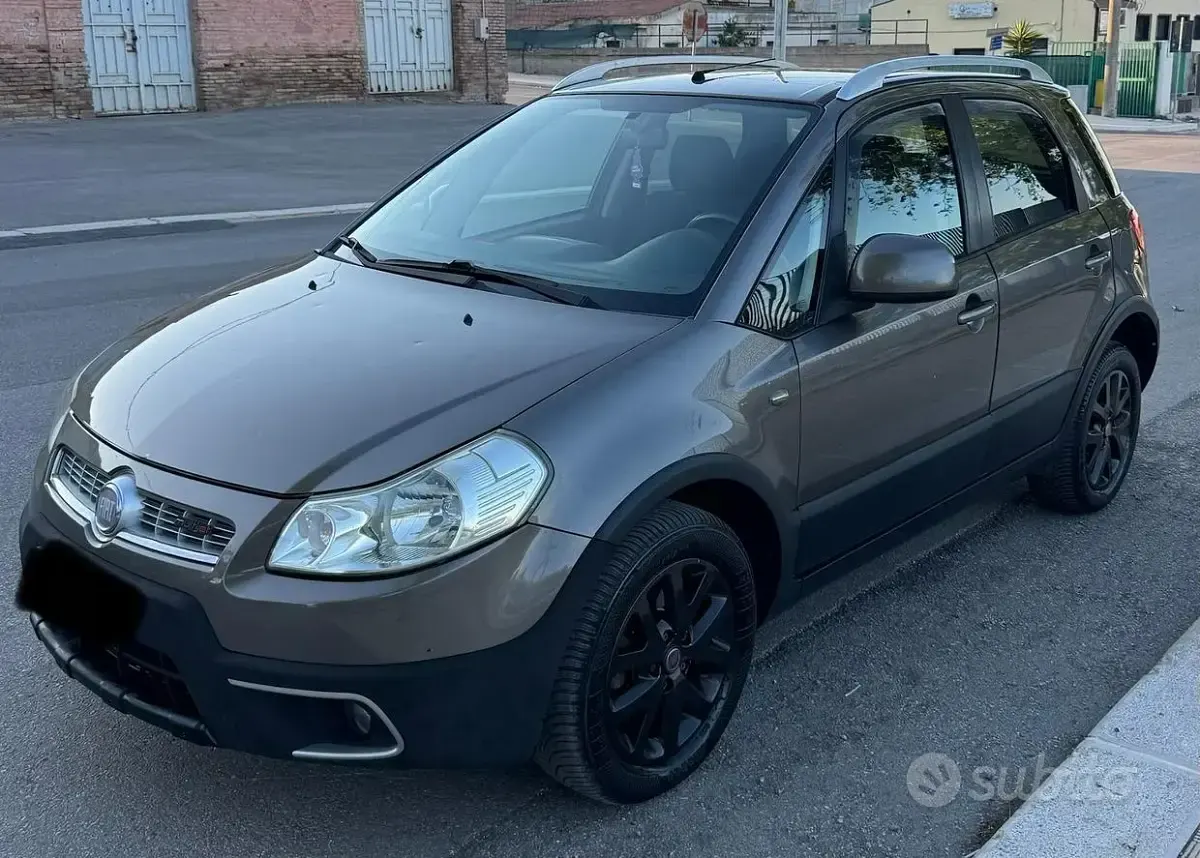 Usata Fiat Sedici Dynamic 135 CV (99 kW) 2011 SUV