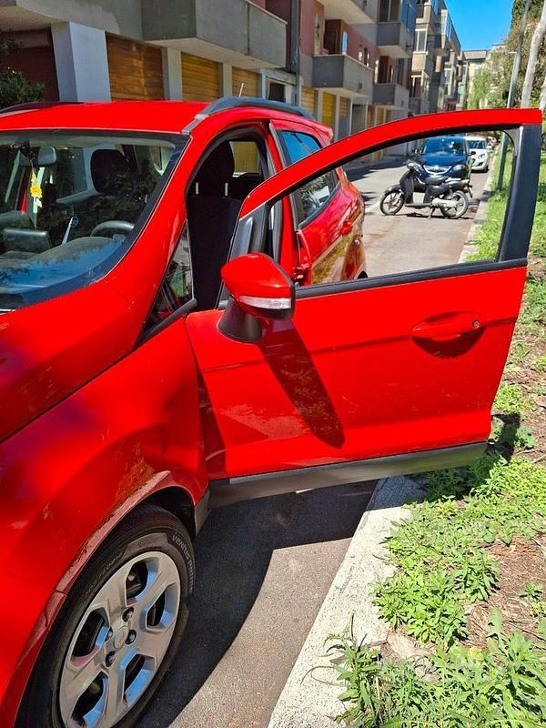 Usata Ford Ecosport 112 CV (82 kW) 2019 Rosso SUV
