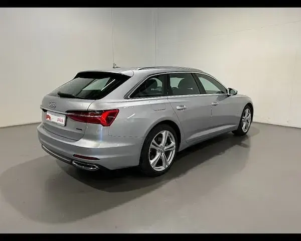 Begagnad Audi A6 Business 286 HK (210 kW) 2022 Silver Kombi