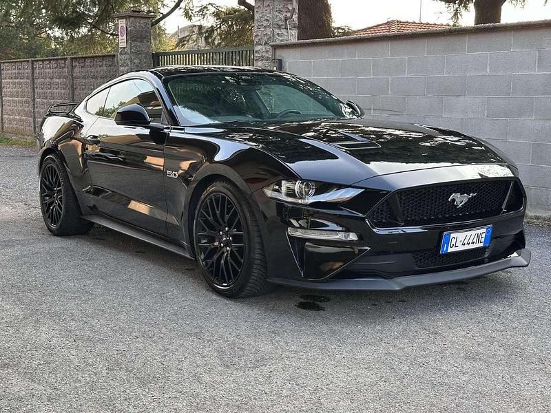 Usata Ford Mustang GT Fastback 449 CV (330 kW) 2022 Nero Coupé