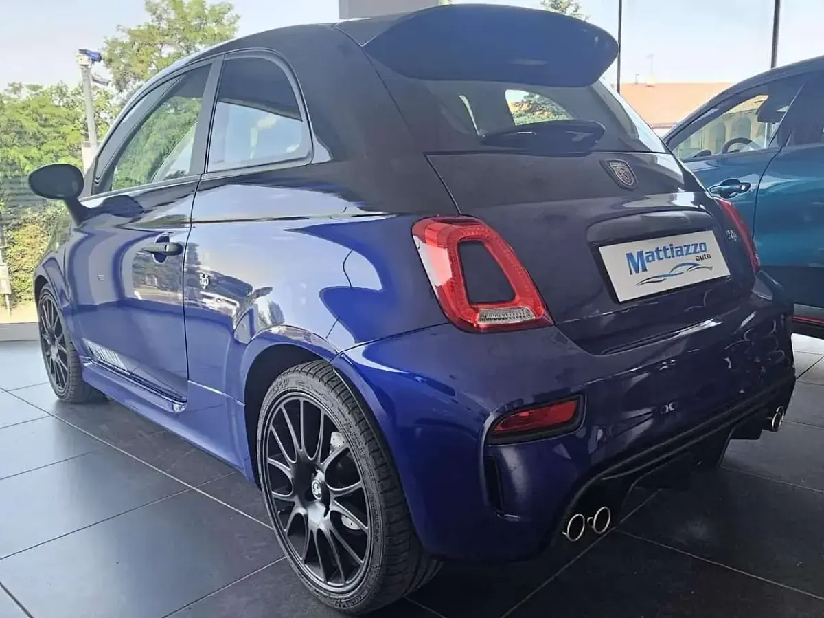 Usata Abarth 595 165 CV (121 kW) 2021 Blu/azzurro Utilitaria