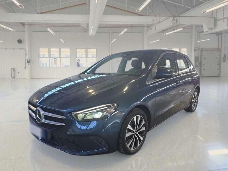 Usata Mercedes B250e 160 CV (117 kW) 2021 Blu Monovolume