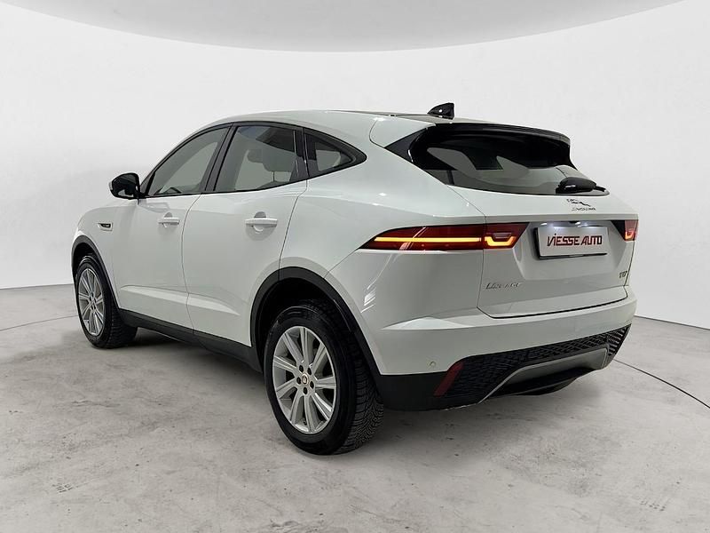 Usata Jaguar E-Pace R-Dynamic 249 CV (183 kW) 2018 Bianco SUV