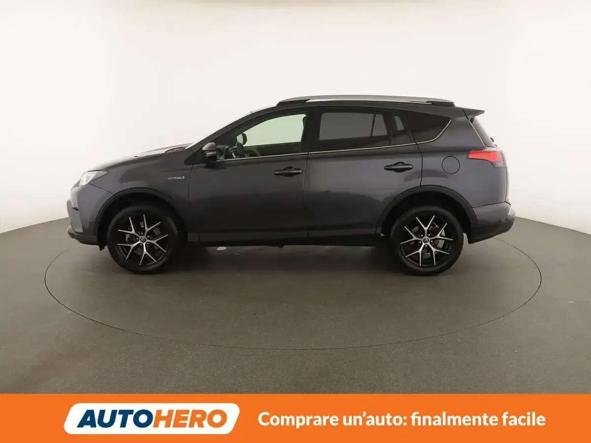 Usata Toyota RAV4 Hybrid Style 155 CV (114 kW) 2017 Grigio SUV