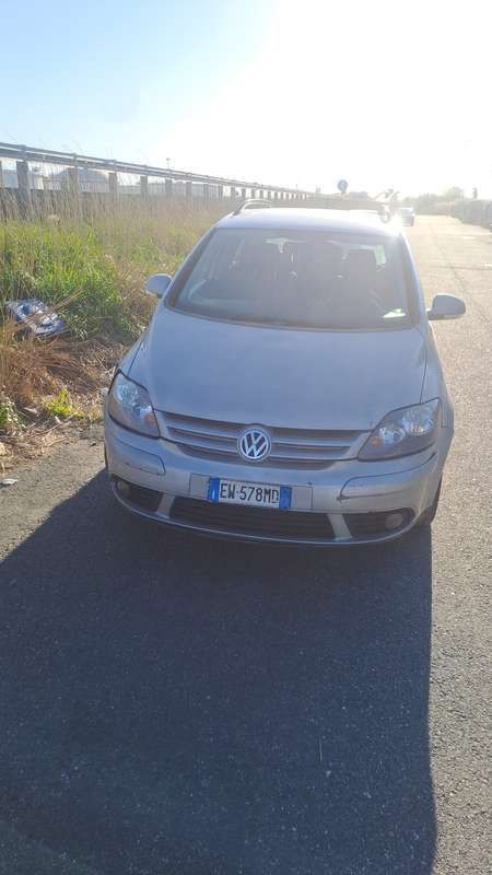 Usata 2009 VW Golf Plus Cross Trendline Monovolume | 800 € - Immagine 1/4