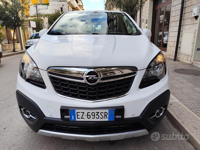 Usata Opel Mokka Cosmo 140 CV (102 kW) 2015 Bianco SUV