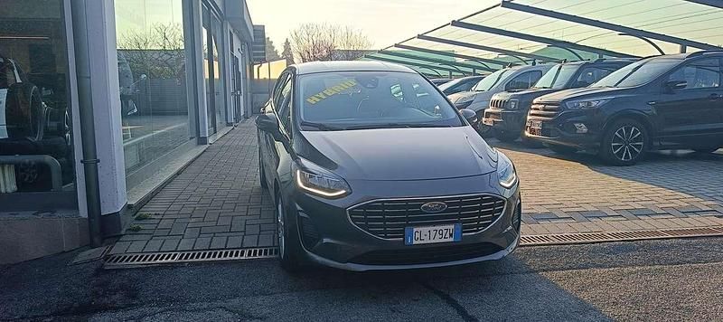Usata Ford Fiesta Titanium 125 CV (91 kW) 2022 Grigio Utilitaria