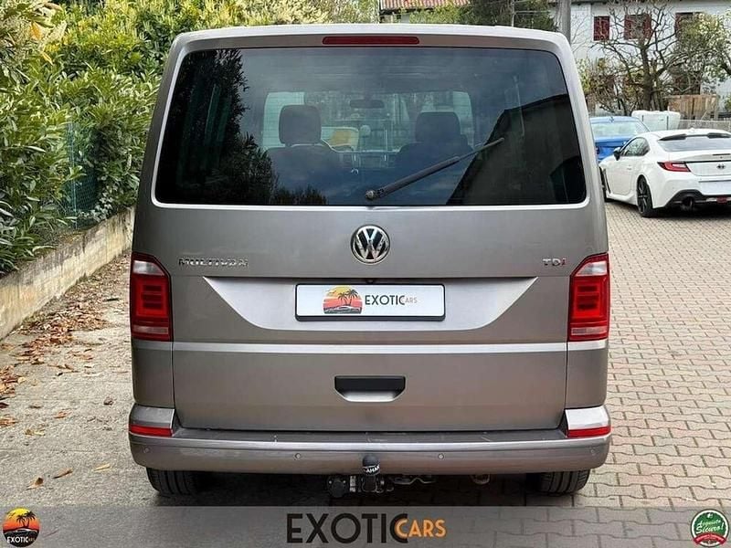 Usata VW Multivan Comfortline 150 CV (110 kW) 2018 Grigio Monovolume