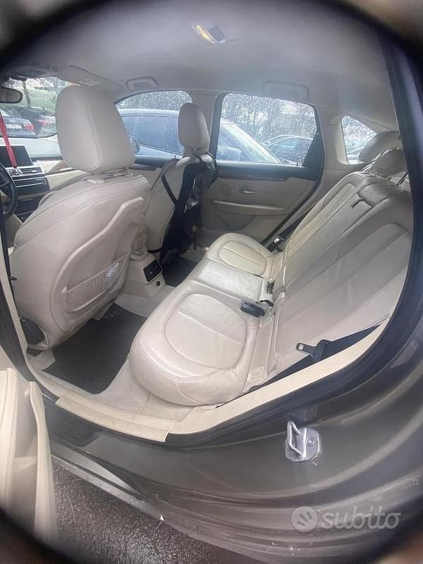 Usata BMW 218 150 CV (110 kW) 2014 Grigio Berlina