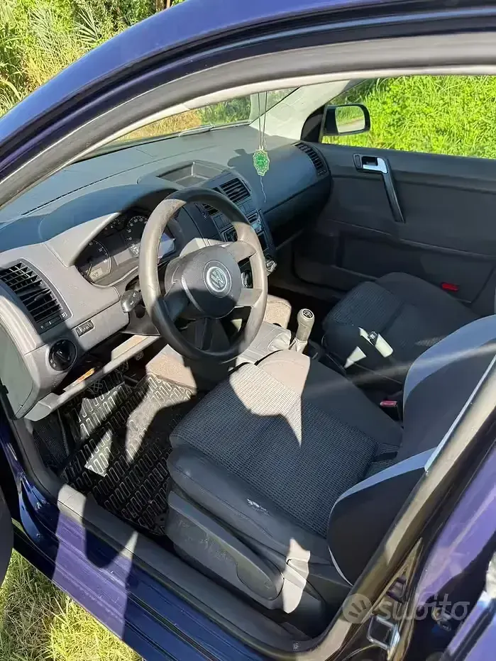 Usata VW Polo 75 CV (55 kW) 2004 Blu Utilitaria