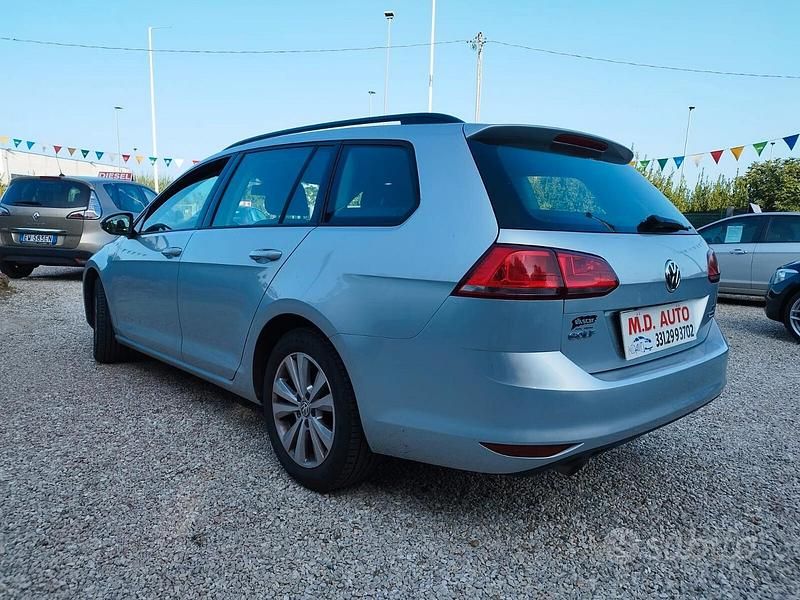 Usata VW Golf VII Business 105 CV (77 kW) 2014 Grigio Station wagon