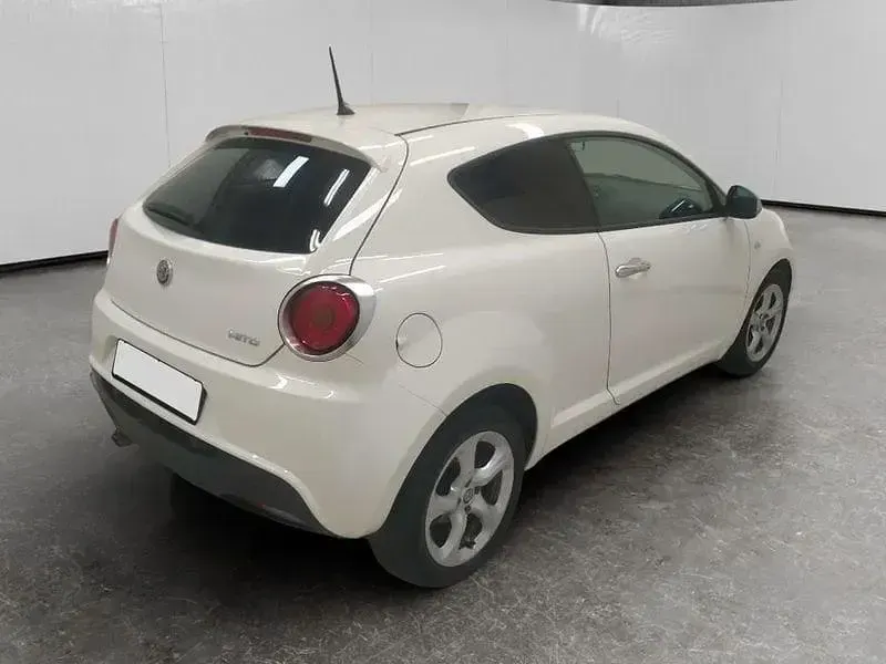 Usata Alfa Romeo MiTo 95 CV (69 kW) 2016 Bianco Utilitaria