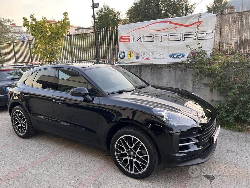 Nero Usata 2019 Porsche Macan SUV | 43.499 € (Buon prezzo) - Immagine 1/4