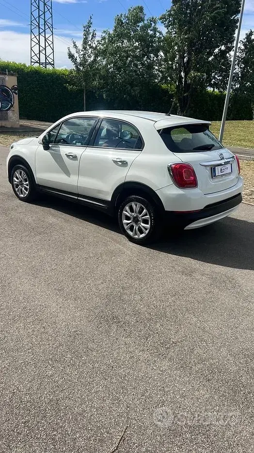 Usata Fiat 500X Business 95 CV (69 kW) 2016 Bianco SUV
