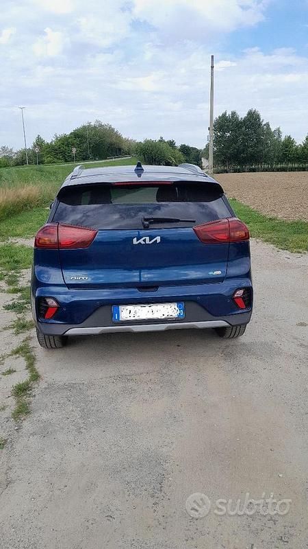 Usata Kia Niro 141 CV (103 kW) 2021 Blu SUV
