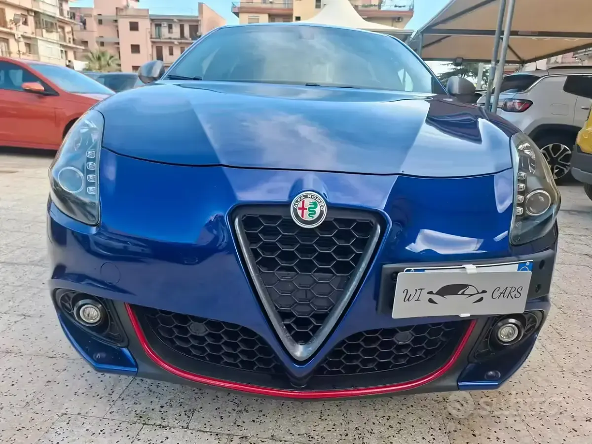 Usata Alfa Romeo Giulietta 120 CV (88 kW) 2017 Blu Utilitaria
