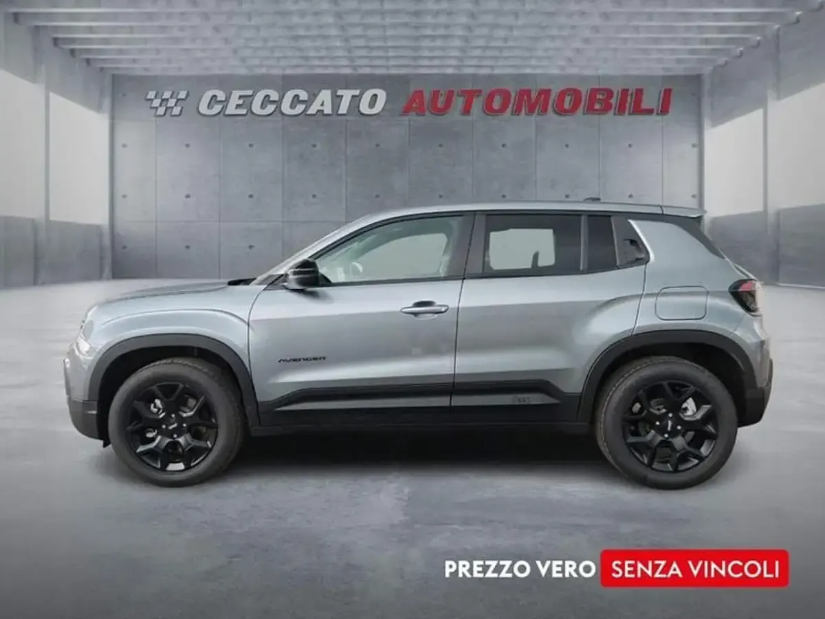 Nuova Jeep Avenger 100 CV (73 kW) 2026 Grigio SUV