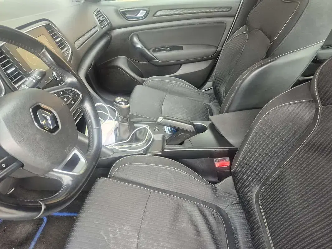Usata Renault Mégane GrandTour Bose Edition 110 CV (80 kW) 2016 Bianco Station wagon