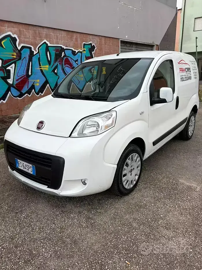 Usata Fiat Fiorino 77 CV (56 kW) 2014 Bianco Monovolume