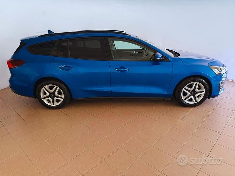 Usata Ford Focus Business Edition 120 CV (88 kW) 2022 Blu Station wagon