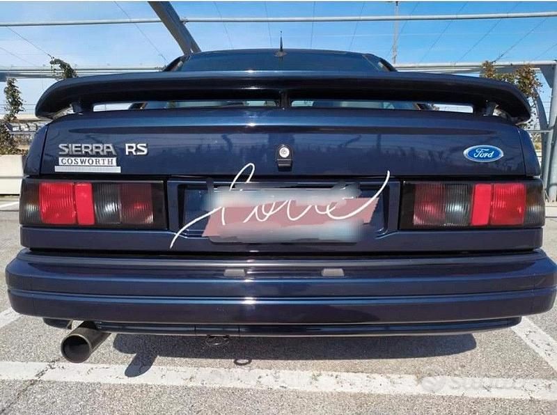 Usata Ford Sierra 350 CV (257 kW) 1992 Blu Berlina