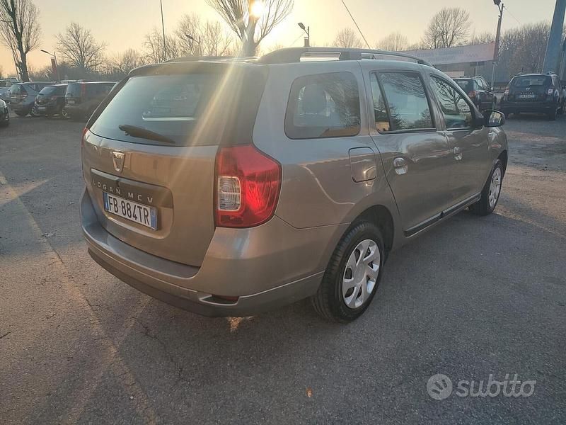 Usata Dacia Logan MCV Ambiance 90 CV (66 kW) 2015 Beige Station wagon