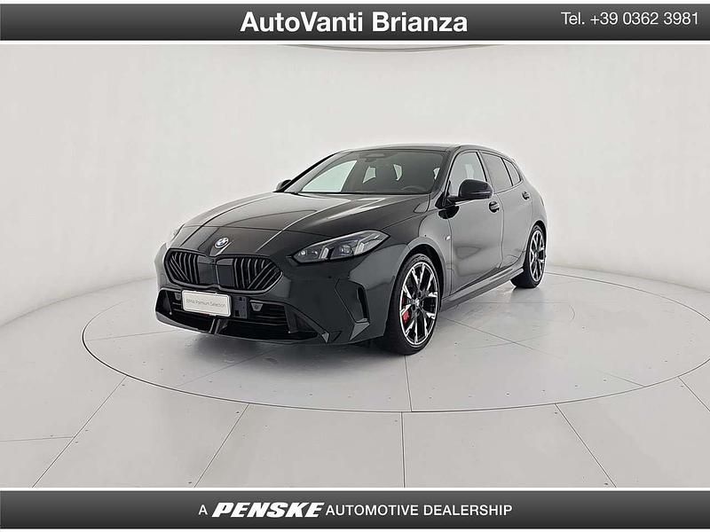 Nero Usata 2025 BMW 118 M Sport Due volumi | 35.900 € (Buon prezzo) - Immagine 1/4