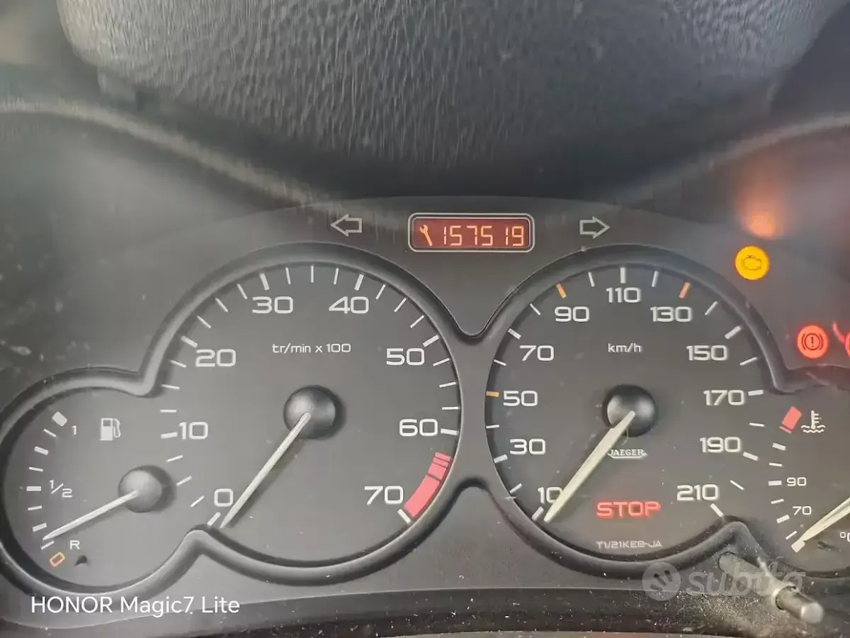 Usata Peugeot 206 75 CV (55 kW) 2001 Grigio Berlina
