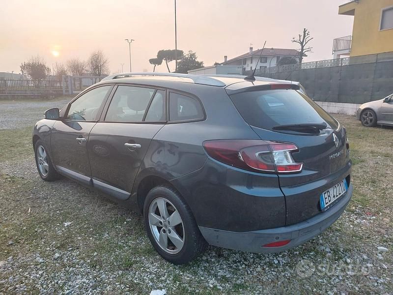 Usata Renault Mégane GrandTour Luxe 110 CV (80 kW) 2010 Grigio Station wagon