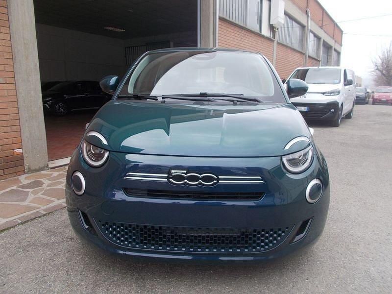 Nuova Fiat 500 65 CV (47 kW) 2026 Verde Utilitaria
