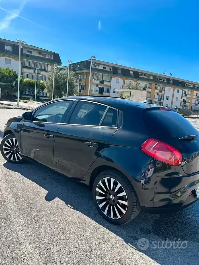 Usata Fiat Bravo Dynamic 90 CV (66 kW) 2007 Nero Utilitaria