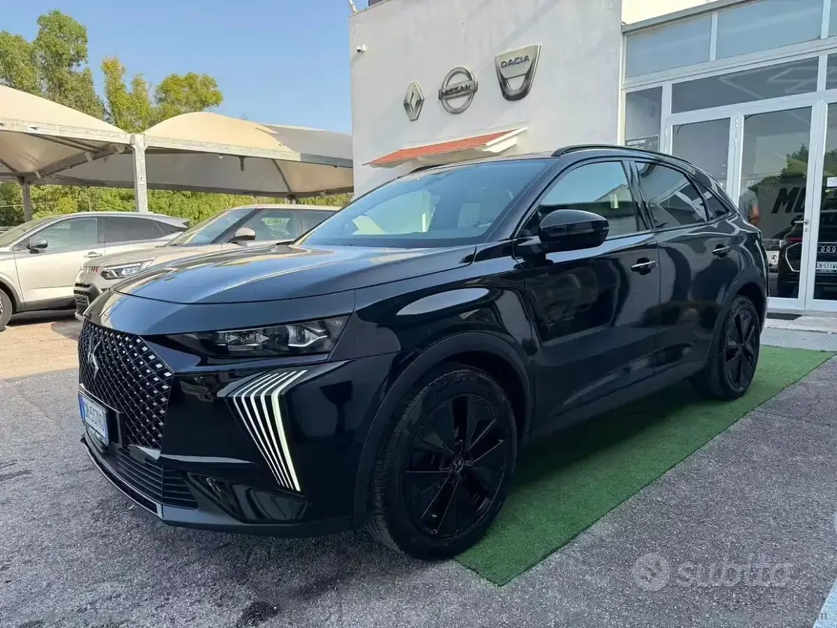 Usata DS Automobiles DS7 Crossback 131 CV (96 kW) 2023 Nero SUV