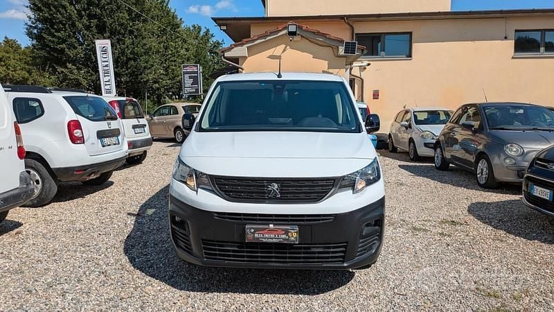 Usata Peugeot Partner Premium 102 CV (75 kW) 2022 Bianco Monovolume