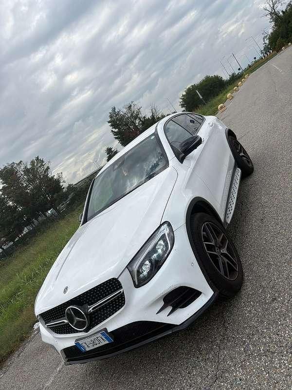 Usata Mercedes GLC250 204 CV (150 kW) 2019 Coupé