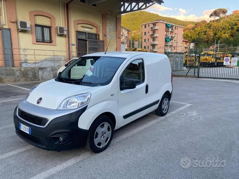 Usata Fiat Fiorino 95 CV (69 kW) 2020 Monovolume