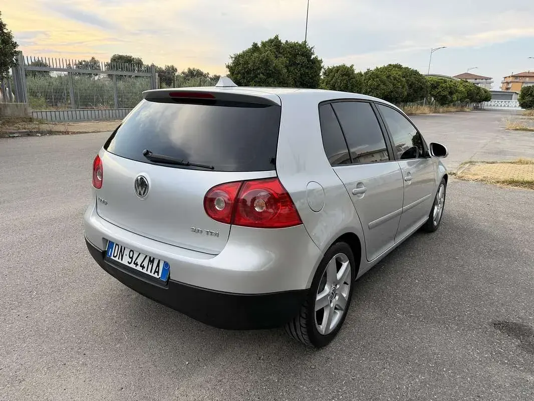 Usata VW Golf VI GT 140 CV (102 kW) 2008 Utilitaria