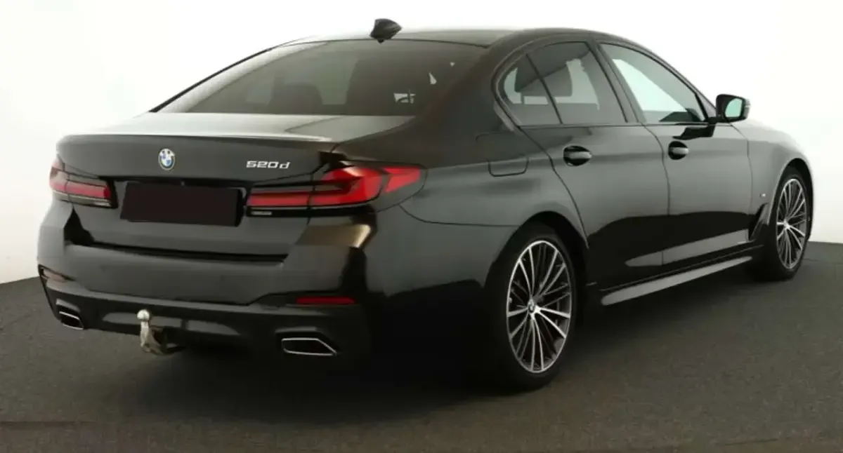 Usata BMW 520 M Sport 190 CV (139 kW) 2023 Nero Berlina