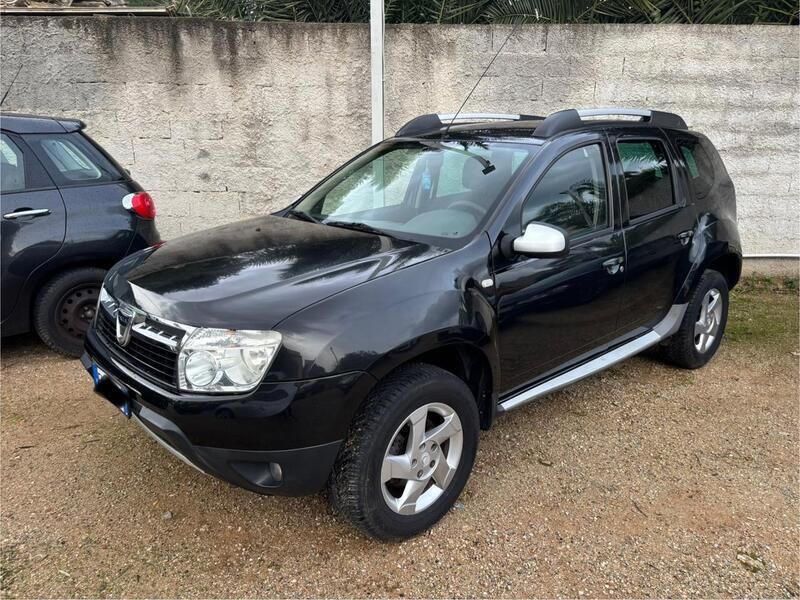 Usata Dacia Duster Lauréate 107 CV (78 kW) 2012 Nero SUV