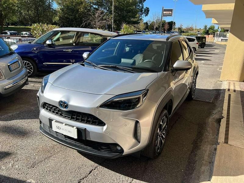 Usata Toyota Yaris Cross Trend 116 CV (85 kW) 2023 Argento SUV