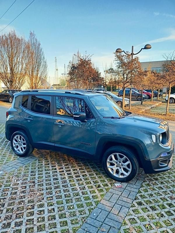 Grigio Usata 2015 Jeep Renegade Limited SUV | 8900 € (Super prezzo) - Immagine 1/4