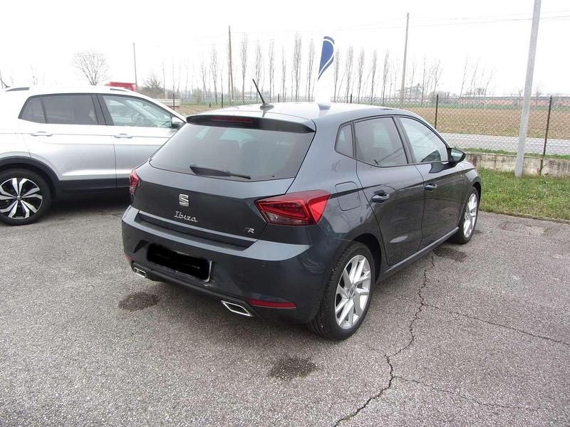 Usata Seat Ibiza FR 95 CV (69 kW) 2025 Grigio Utilitaria