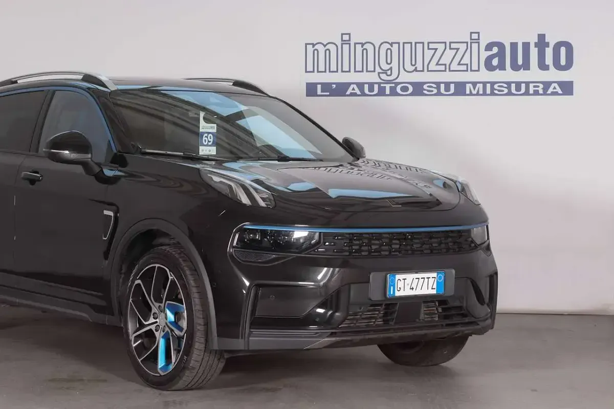 Usata Lynk & Co 01 179 CV (131 kW) 2024 Nero SUV