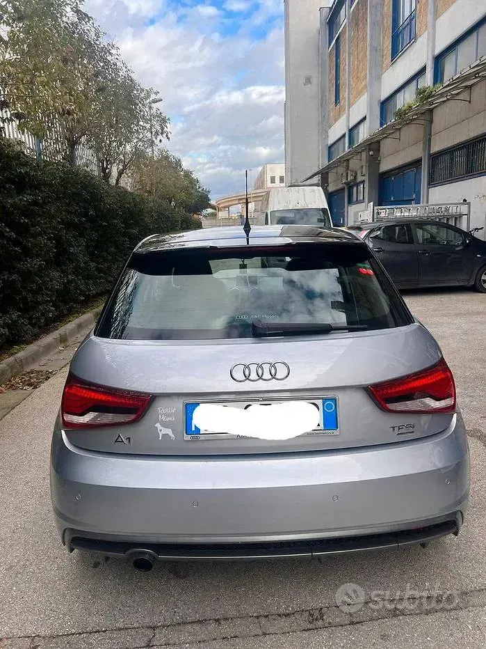 Usata Audi A1 95 CV (69 kW) 2018 Grigio Berlina
