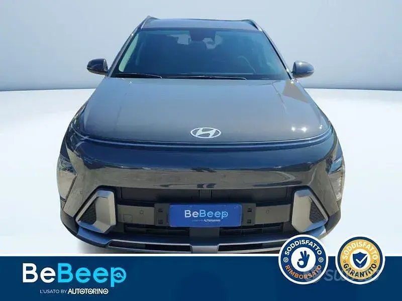 Usata Hyundai Kona 141 CV (103 kW) 2024 Grigio metallizzato SUV