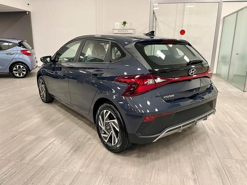 Nuova Hyundai i20 78 CV (57 kW) 2025 Grigio Berlina